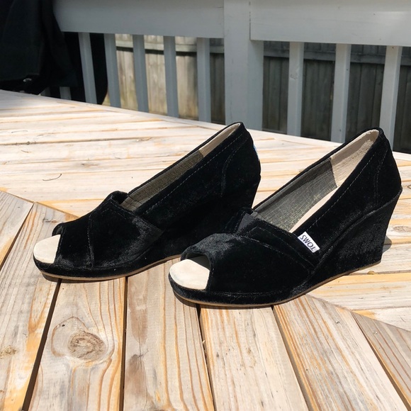 Toms Peep-Toe Wedges - Picture 1 of 4
